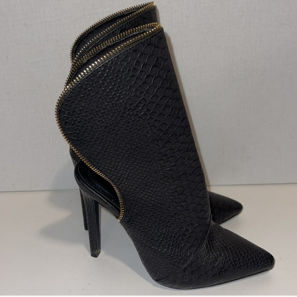 Liliana Heels